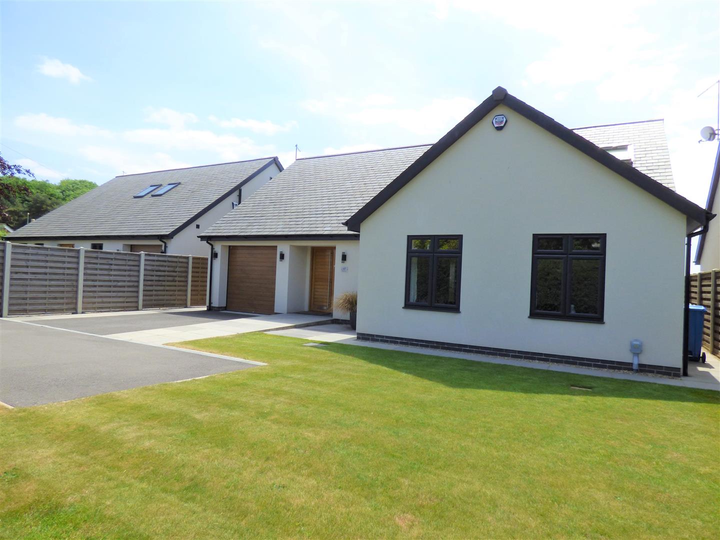 Bungalow Dormer Detached Mill Road, Swanland